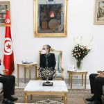 حديث الساعة