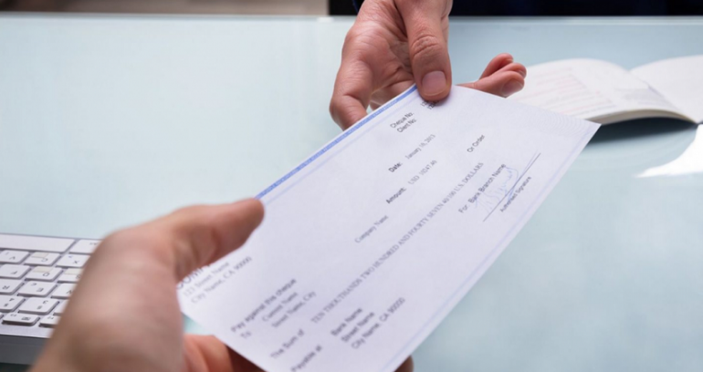 cheque 1 Les conditions à remplir et les procédures à suivre pour bénéficier des dispositions du décret portant amnistie générale pour les délits d'émission de chèque sans provision