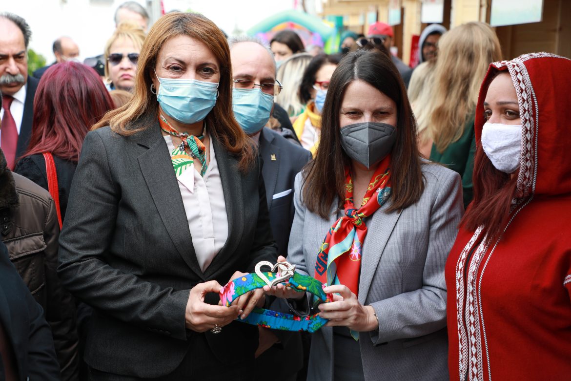 Photo 3 Le Gouvernement des Etats-Unis et la Ville de Tunis inaugurent les espaces urbains rénovés pour les femmes à Tunis