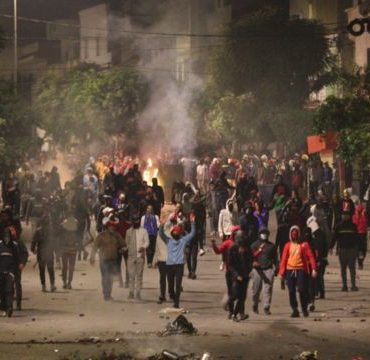 histoire تاريخ الازمات الاجتماعية في تونس والعالم مع الباحث والمؤرخ فيصل الشريف