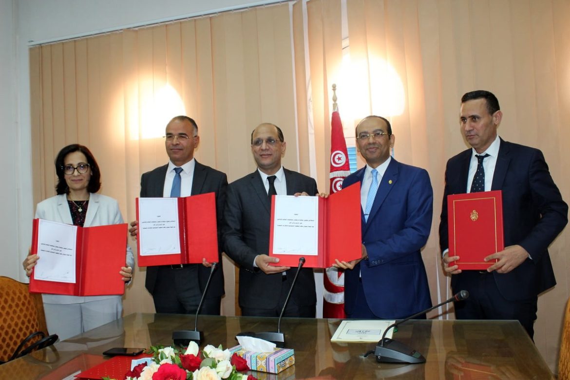 278185867 279365651050144 1805800684171295850 n توقيع إتفاقية لتمتيع إطارات مسجدية بالتغطية الاجتماعية