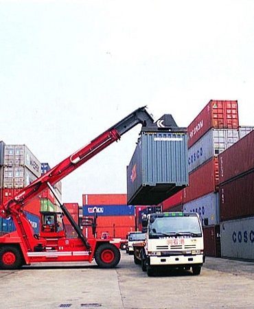 leco تفاقم العجز التجاري ب40% خلال الثلاثية الأولى من السنة