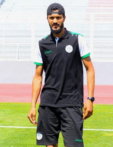 amor lamti ضيفنا عمر اللمطي لاعب مستقبل الرجيش نحكيو معاه على تجربته الجديدة في الخليج