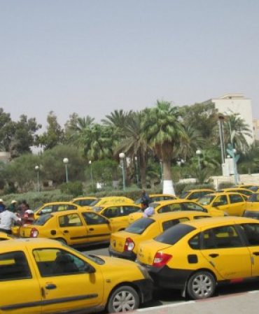 chera3 ettounsi 1 شنوة رايك في خدمات التاكسي نستناو تفاعلاتكم على 71725000 الشارع_التونسي