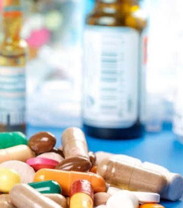 medicament هل فما نقص في الادوية و هل انو امكانية ارتفاع اسعارها واردة