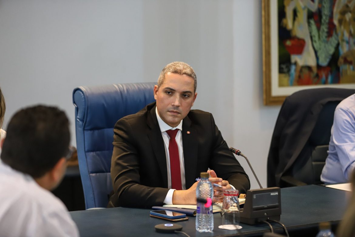 السياحة وزير السياحة: يجب اتخاذ كل الإجراءات استعدادا لاستقبال السياح الجزائريين