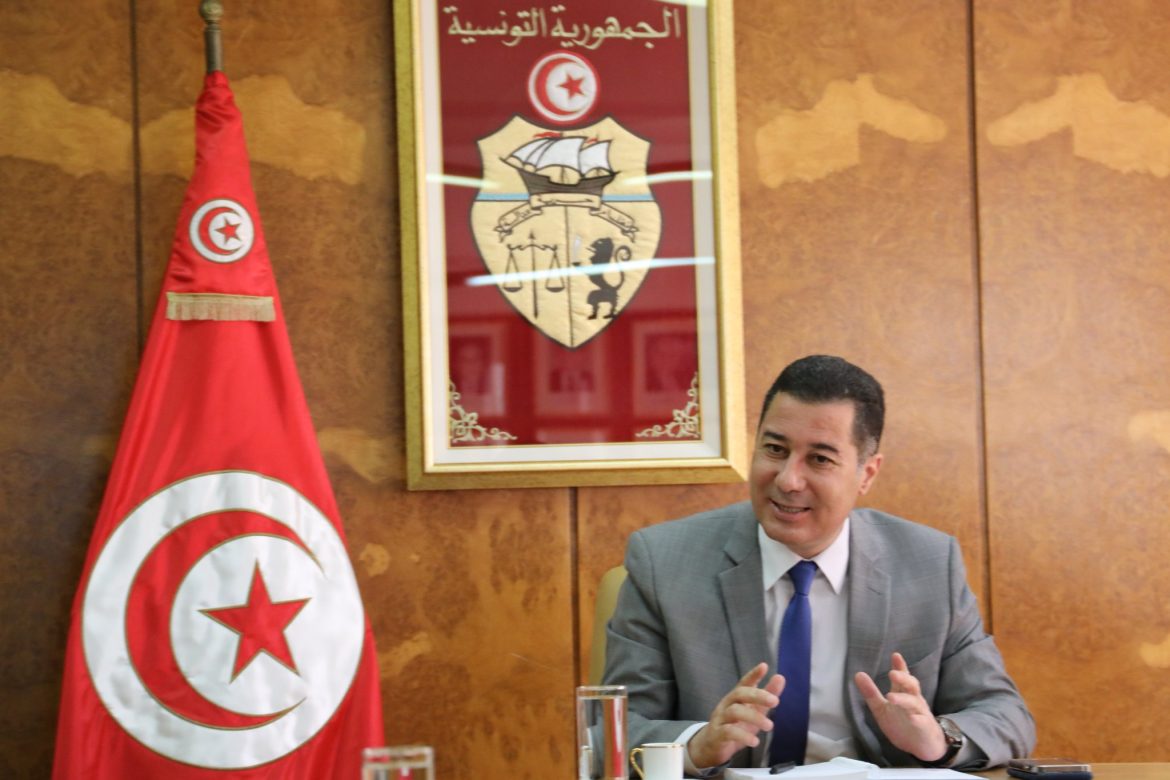 وزير وزير النقل: المعابر البرية يجب أن تكون عنصرا أساسيا لإنجاح الموسم الصيفي