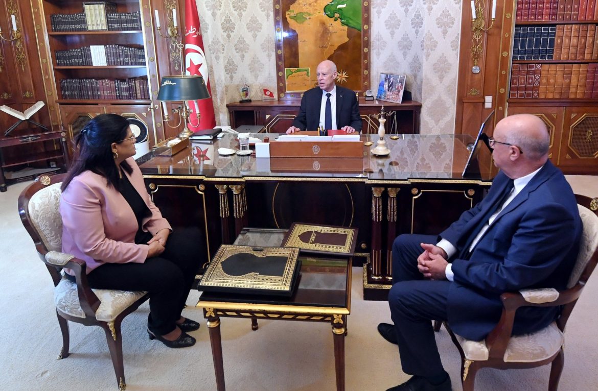 سعيد سعيّد يؤكّد ضرورة ترتيب الآثار القانونية عن كل تجاوز كشفه تقرير جرد القروض والهبات