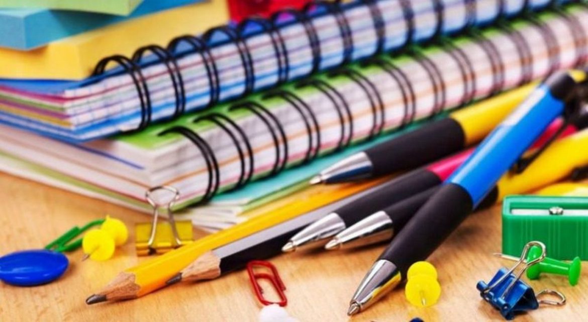 الأدوات دعوة الأولياء لاقتناء الأدوات المدرسية لأبنائهم من المسالك المنظمة والمراقبة