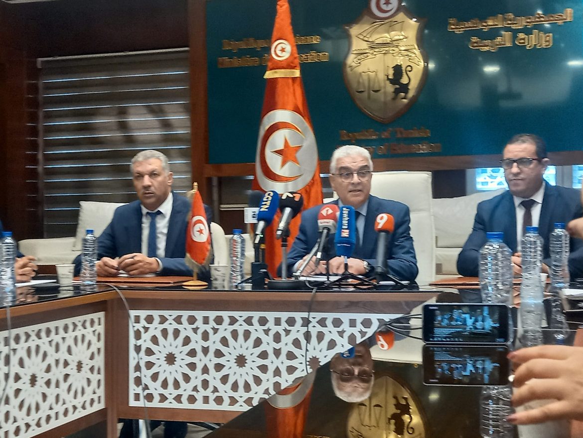 التربية وزير التربية: "مطالب جامعة التعليم الثانوي مشروعة.. لكن هناك أولويات"
