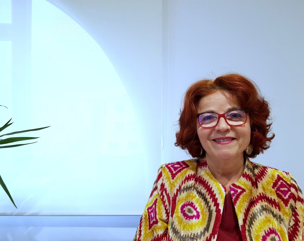 أسماء أسماء بن حميدة: 100 حرفي يعرضون منتجاتهم في مدينة الثقافة