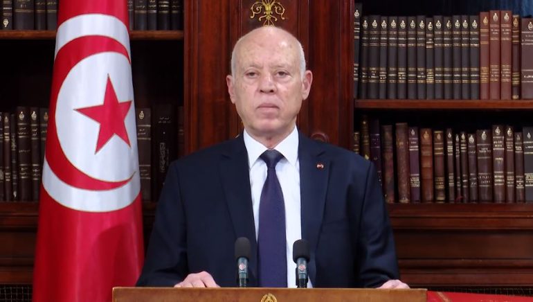 قيس سعيد 11 قيس سعيّد يمنح عفواً رئاسياً لـ 2014 سجينًا