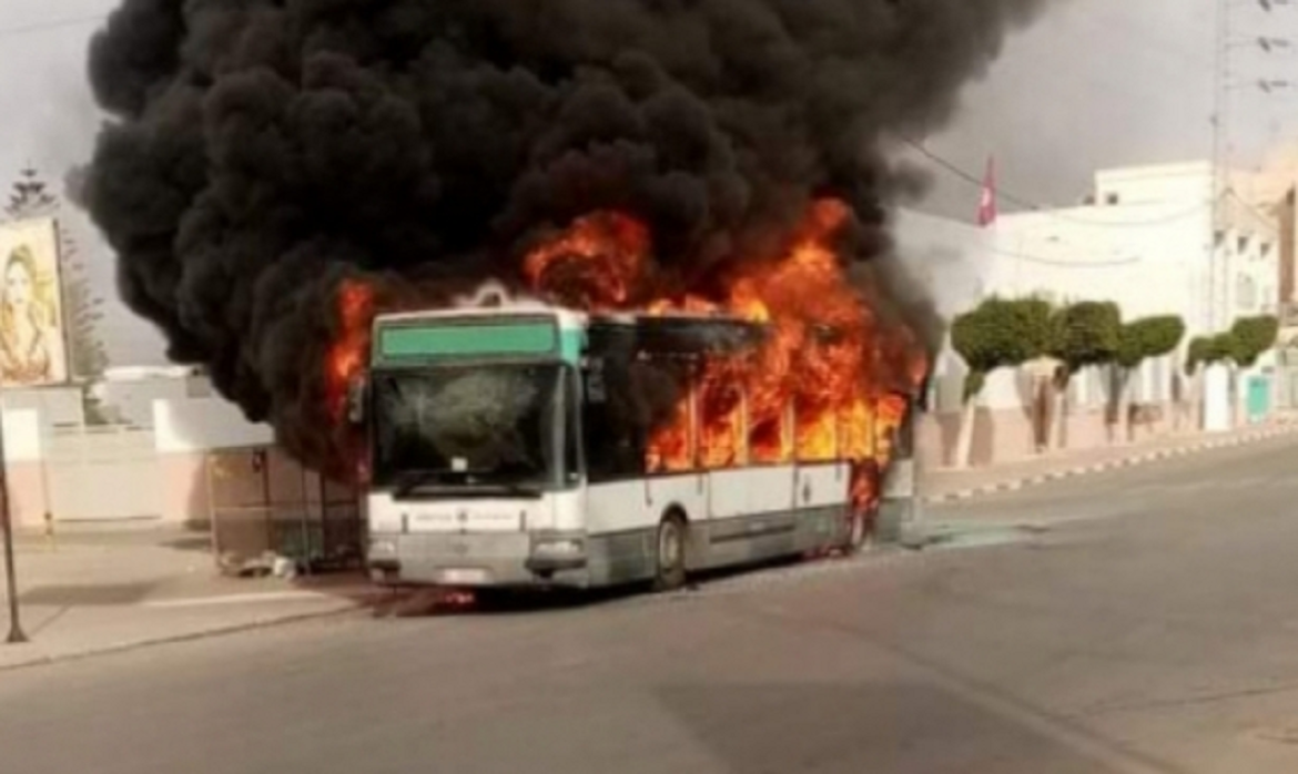 Sans titre 14 La Transtu rassure: Pas de blessés dans l'incendie déclaré dans l'un de ses bus