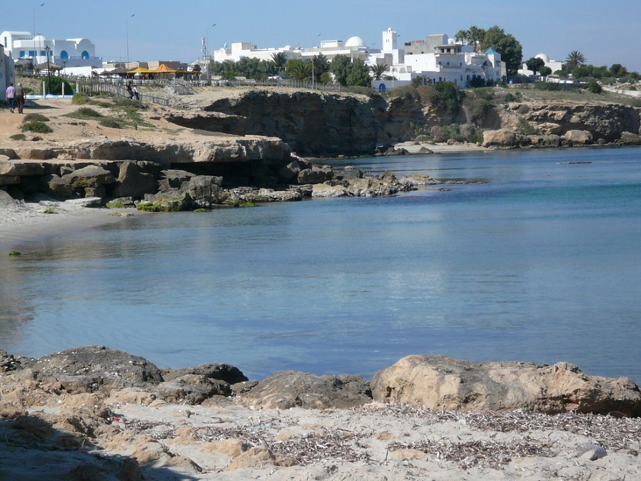 Sans titre 237 Adoption de la première phase de l'étude d'élaboration du plan directeur de protection du littoral contre l'érosion marine