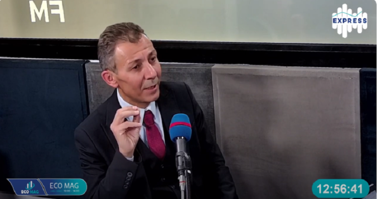 اسكندر السلامي إسكندر السلامي: "وزارة المالية تحتكر التشريع والرقابة والجباية في آن واحد"