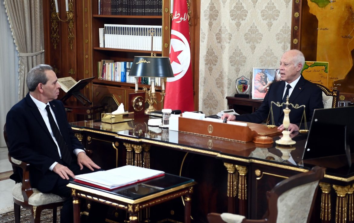 الحشاني "تهريب المساجين يدل على خطورة الانتدابات داخل أجهزة الدولة .. ويجب الإسراع في عملية التدقيق"