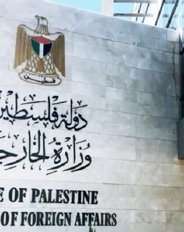 فلسطين "العالم يتحرك لإطلاق سراح 240 أسيرا إسرائيليا ويتجاهل مليوني إنسان.."