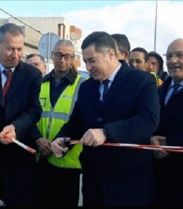 lff Le ministre du transport donne le coup d’envoi de l’exploitation du pont reliant la Cité les orangers à Manouba et la route nationale n°7