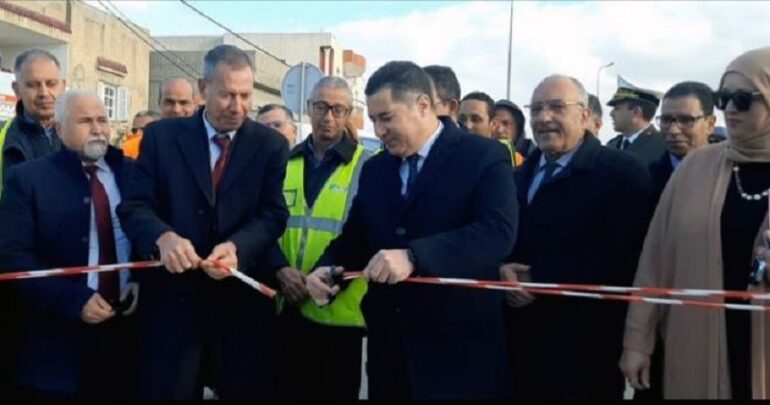 lff Le ministre du transport donne le coup d’envoi de l’exploitation du pont reliant la Cité les orangers à Manouba et la route nationale n°7