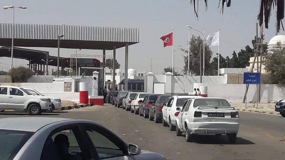 معبر عبد الكبير: "توظيف معلوم عبور من تونس إلى ليبيا قرار أحادي الجانب"