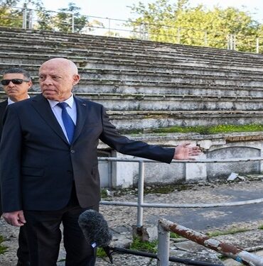 Kais Saied piscine du Belvedere Réfection de la piscine du Belvédère : aussitôt dit, aussitôt fait