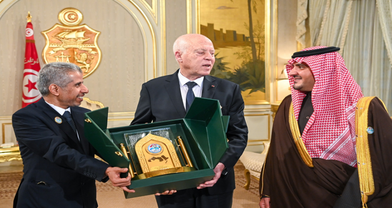 saoudie رئيس الجمهورية ينوه بمتانة العلاقات التاريخية القائمة بين تونس والسعودية