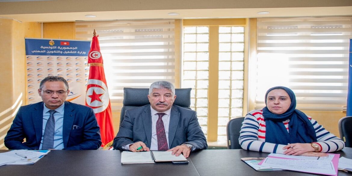 ahleya نحو إعداد دليل مبسط وموحد موجه إلى الشركات الأهلية