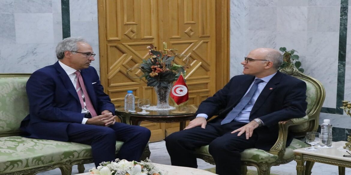 5arijeya تباحث إمكانيات تعزيز التعاون في مجالات الاستثمار في الانتقال الطاقي والسياحة ..