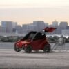 Hawkar : une voiture électrique destinée aux personnes handicapées conçue par une entrepreneure tunisienne, présentée à New York