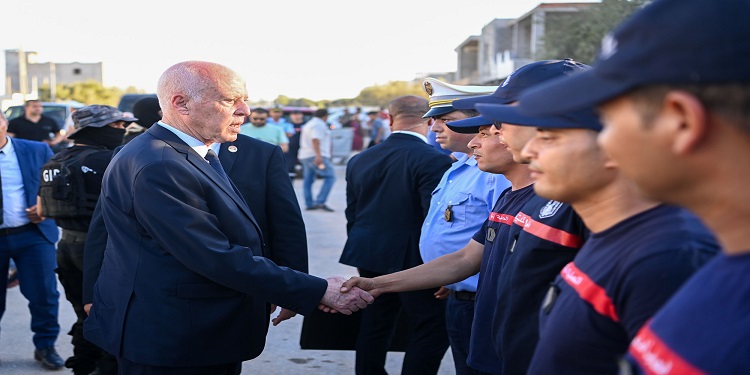 Kais Saied Jebeniana El Amra Kais Saied : la Tunisie est fière de son appartenance africaine, mais ne permettra à personne d'intimider les citoyens