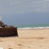 من أين يتم جلب الرمال الاصطناعية لتغذية الشواطئ في تونس؟ (فيديو)