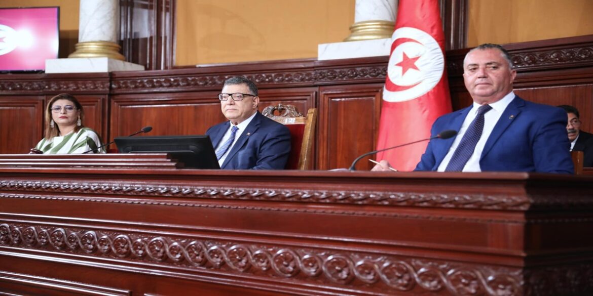 bouderbela إبراهيم بودربالة يعلن اختتام الدورة النيابية الثانية