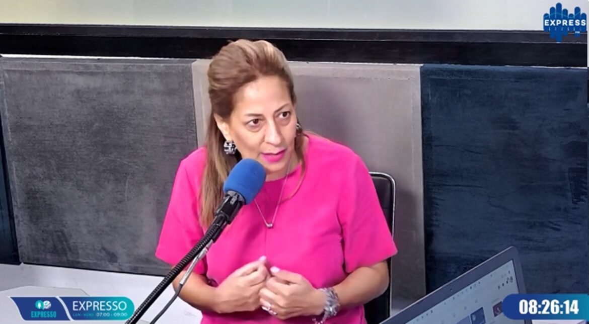 faten ATUGE تواصل تنظيم اللقاءات بالجهات بحضور الشباب والتونسيين بالخارج