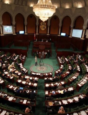 parlement tunisie comp رئاسية 2024: نواب يدعون إلى إيقاف حملات التحريض التي طالت أصحاب تزكيات نيابية من المجالس المنتخبة