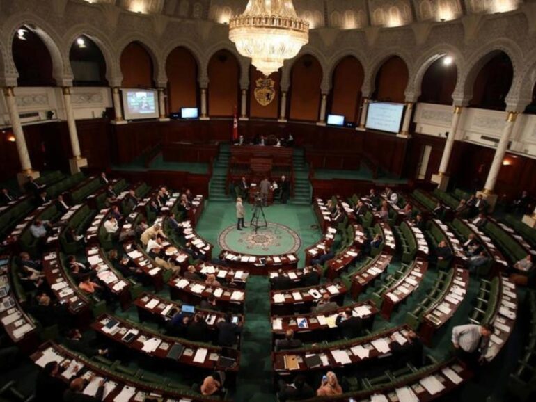 parlement tunisie comp رئاسية 2024: نواب يدعون إلى إيقاف حملات التحريض التي طالت أصحاب تزكيات نيابية من المجالس المنتخبة