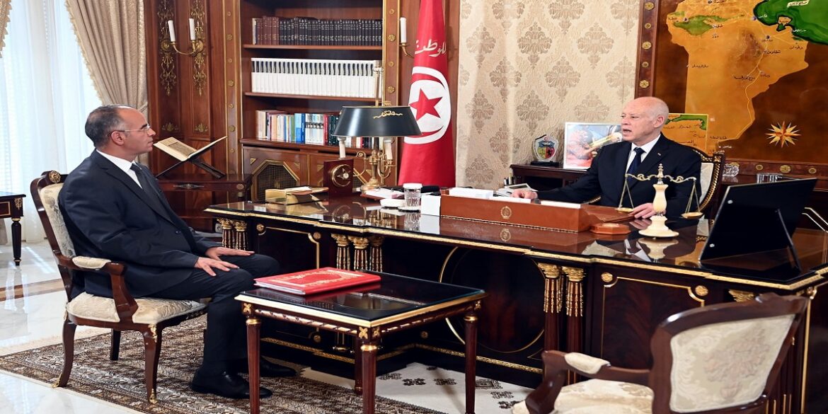 said 1 رئيس الجمهورية يدعو إلى الإسراع في إعداد مشروع ينظّم العلاقة بين الغرفتين