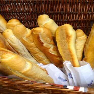 baguette دورة تكوينية في صناعة الخبز .. محمد الجمالي يقدم التفاصيل