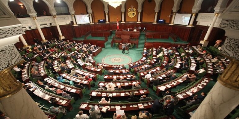 parlement مقترح لتعديل القانون الانتخابي: كتلة تعبر عن رفضها.. وكتل ستجتمع قريبا لاتخاذ موقف