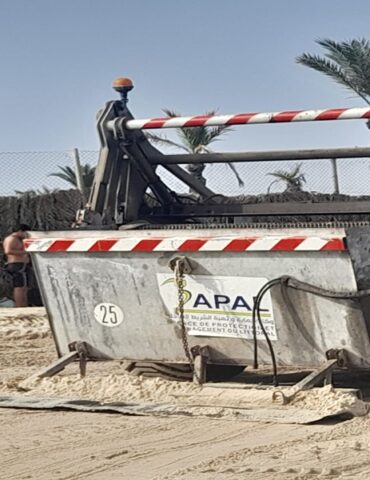 plage بن عروس: البرنامج الوطني لتنظيف الشواطئ يشمل 133 شاطئا على مساحة جملية تفوق 5000 هكتار