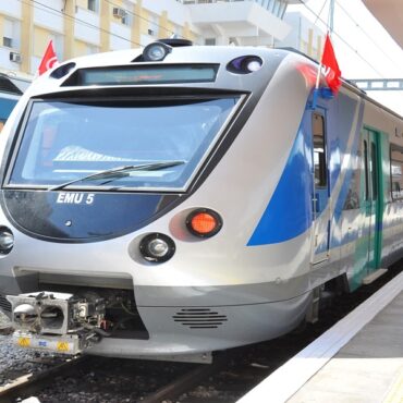 train استئناف حركة القطارات بين تونس وحمام الأنف في الاتجاهين فقط