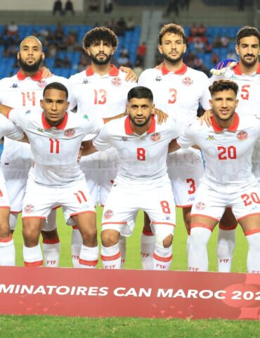 462721555 949890913839636 8857851579496481346 n تصنيف الفيفا : المنتخب الوطني يتراجع ب11 مركز