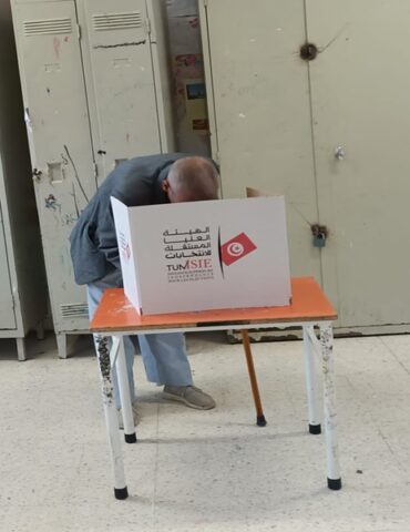 electionn atif عتيد: الإقبال على الإقتراع كان متفاوتا وتسجيل بعض الاخلالات