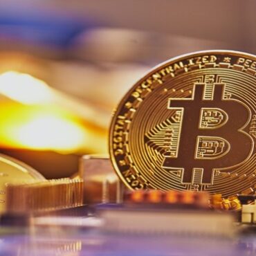 Bitcoin 1 Bitcoin : le FMI l’interdit au Salvador, les Européens se l’arrachent