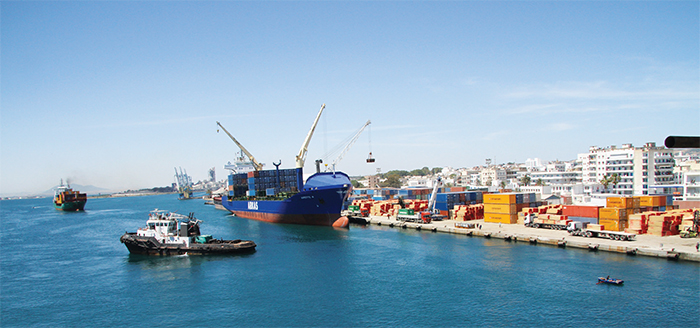 port ميناء بنزرت يستقبل كميات إضافية من الغاز المنزلي قادمة من الجزائر