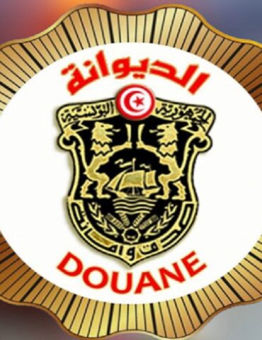 douane 15 1ضضضضض احباط عملية تهريب كمية من الدواء المخدر براس الجدير