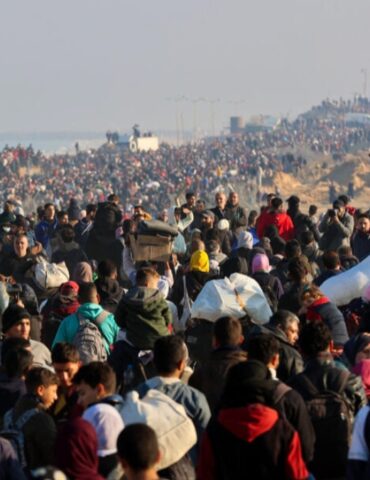 1742737761517 الكابينت الإسرائيلي يصادق على إنشاء إدارة لتهجير الفلسـ.طينـ.يين من غـ.زة