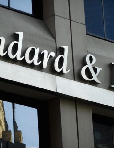 STANDARD "ستاندرد آند بورز" ترفع تصنيف السعودية إلى "A+"