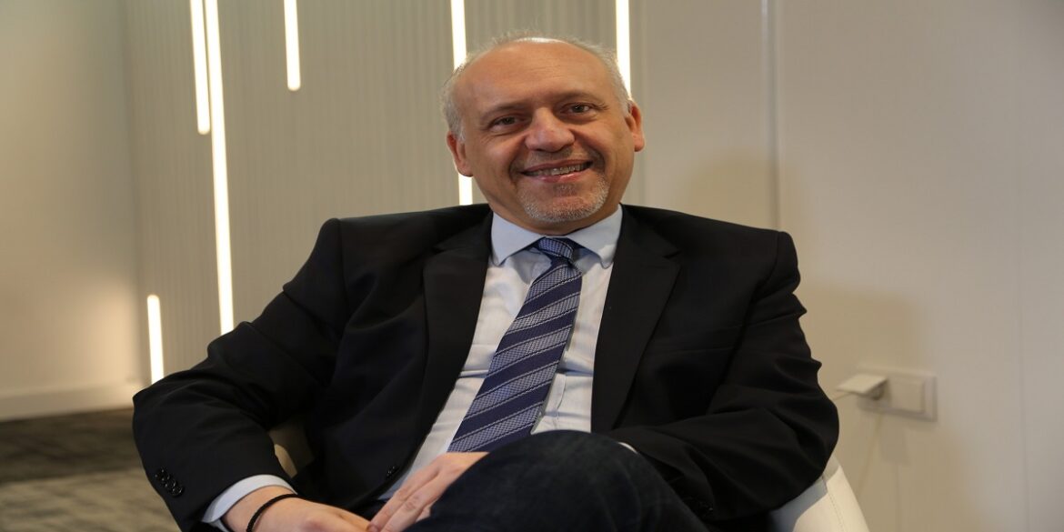 amine بن عياد: تأثيرات السياسة التجارية الأمريكية الجديدة على تونس ستكون غير مباشرة