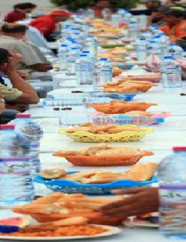 eftar 53 مائدة إفطار طيلة شهر رمضان و توزيع 65 ألف قفة رمضان