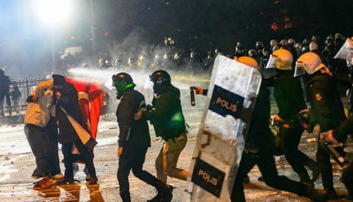 istanbul تركيا: اعتقال أكثر من 340 شخصا على خلفية احتجاجات إسطنبول